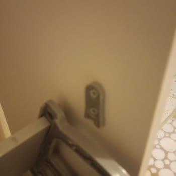 Adore Mobilya Ayakkabılıkta Kırılan Parçalar İçin Yedek Parça Talebi