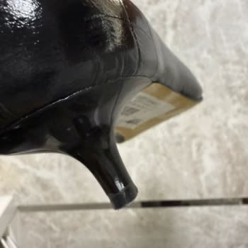 İlk Kullanımda Hasar Gören Ayakkabı Ve Olumsuz Mağaza Deneyimi