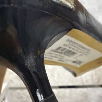 İlk Kullanımda Hasar Gören Ayakkabı Ve Olumsuz Mağaza Deneyimi