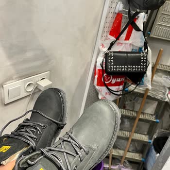 Farklı Renklerde Bot Gönderildi Hediye Mahcup Etti