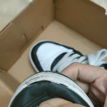 Sneakerbox Satın Aldığım Ayakkabıda Kısa Sürede Açılma Ve Değişim Sorunu