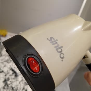 Elektrikli Cezve Kullanımında Aniden Alev Alan Cihaz Şoku