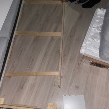 Kırık Ve Kullanılamaz Kanepe İçin Sorumluluk Alınmıyor