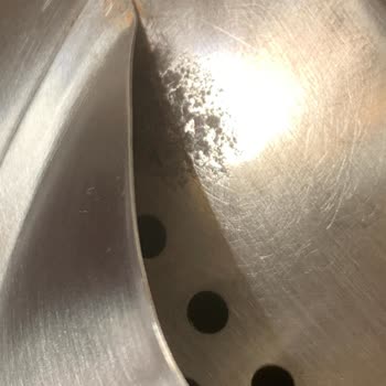 Titiz Kullanıma Rağmen Çaydanlıkta Paslanma Ve Müşteri Hizmetlerinden Yetersiz Destek