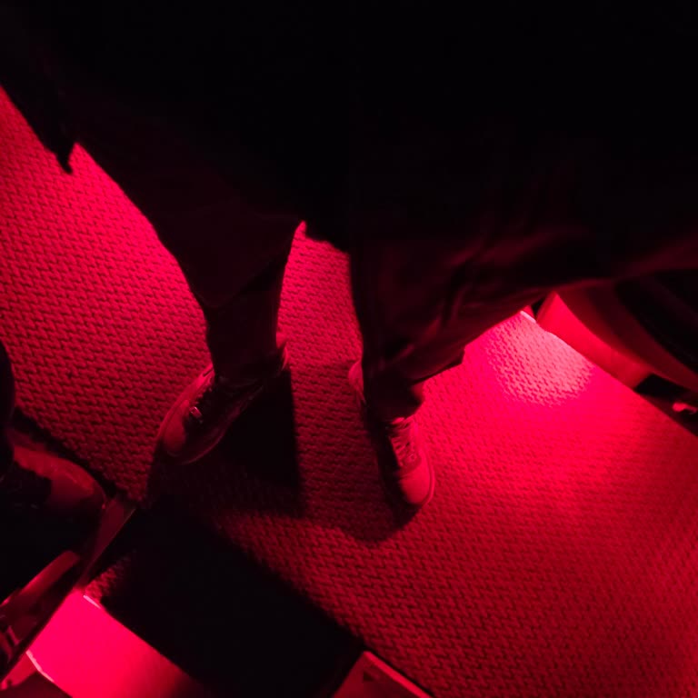 Vanyolu Seyahat Bilet Aldığım Koltuk Başkası Tarafından İşgal Edildi Yolculuğum Ayakta Geçiyor