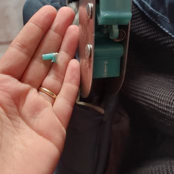 Beşikteki Kırık Mandal Bebeğimin Güvenliğini Tehlikeye Attı, Acil Çözüm Bekliyorum