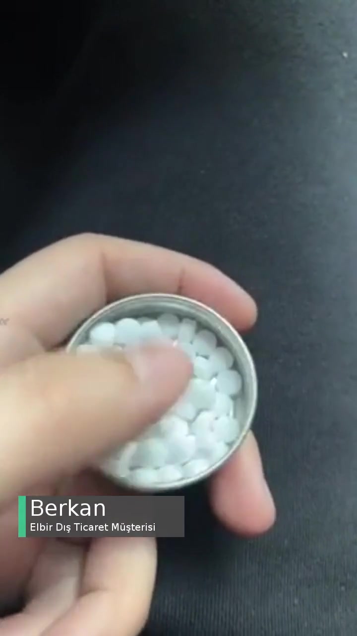 Kutu İçindeki Şekerlerde Pamuklanma Kristalleşme videonun kapak resmi