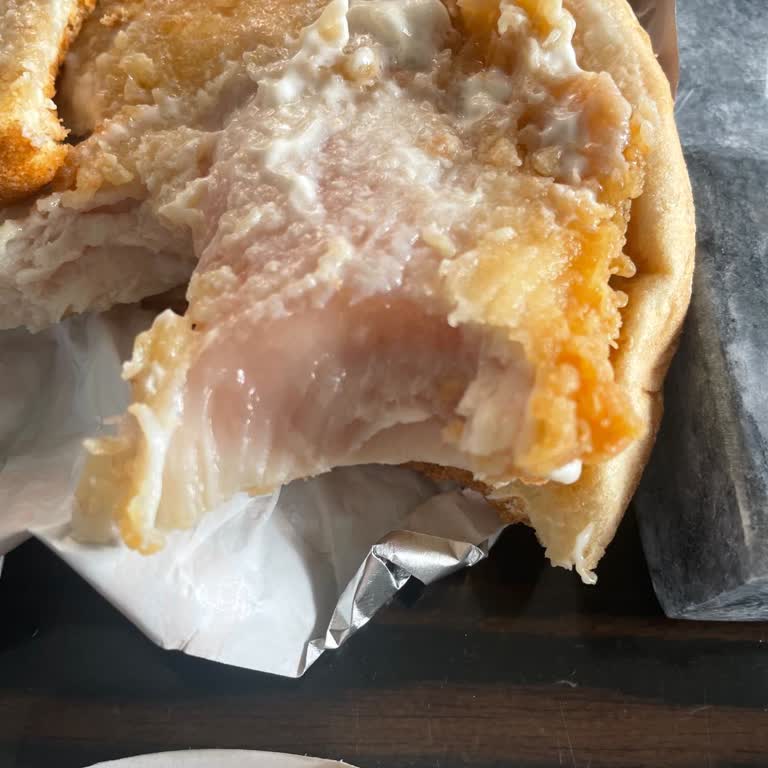 Popeyes'tan Gelen Çiğ Tavuk Siparişi Sağlığımı Tehdit Etti