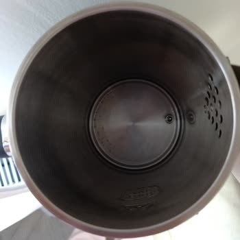 Yeni Alınan Çay Makinesinde Çıkmayan Leke Sorunu