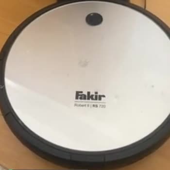 Fakir Robot Süpürgem Şarj Almıyor!