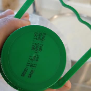 Çağdaş Marketler Bozuk Süt Ve İlgisiz Mağaza Yetkilileri Nedeniyle Mağduriyet