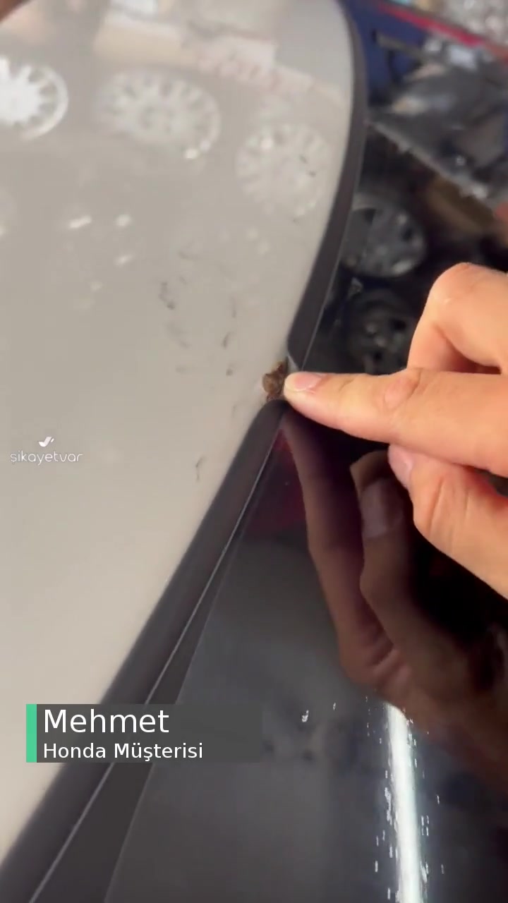 Honda Civic FC5 Araç Ön Cam İle Tavan Birleşim Yerinden Çürüdü! videonun kapak resmi