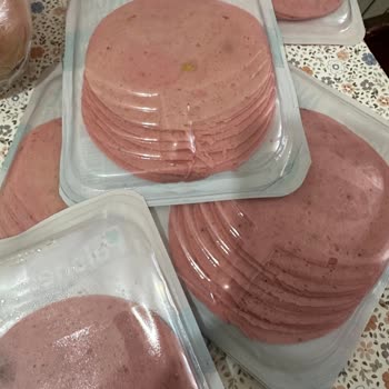 Migros Sanal Marketten Bozuk Ve Küflü Salam Gönderildi