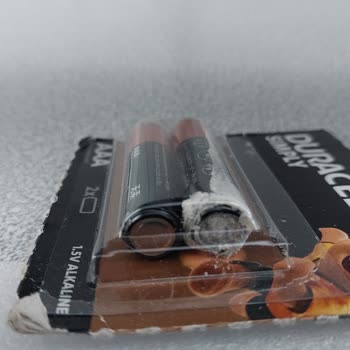 Kapalı Pakette Sızdıran Duracell Pil Güven Endişesi Yarattı
