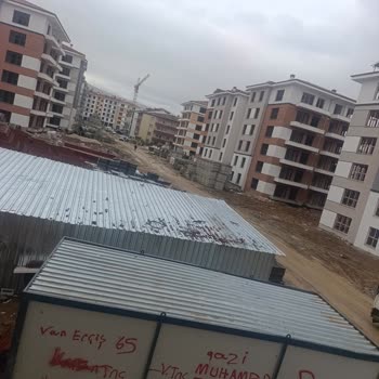 Mahallede Uzun Süredir Devam Eden Temizlik Eksikliği Yaşam Kalitesini Düşürüyor