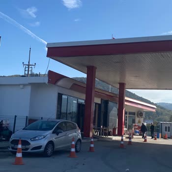 Petrol Ofisi İstasyonunda Tuvalet Hizmetinin Eksikliği Nedeniyle Yaşanan Mağduriyet