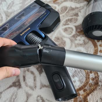 Philips Elektrikli Süpürgede Kronik Taşıma Kolu Sorunu Bitmiyor