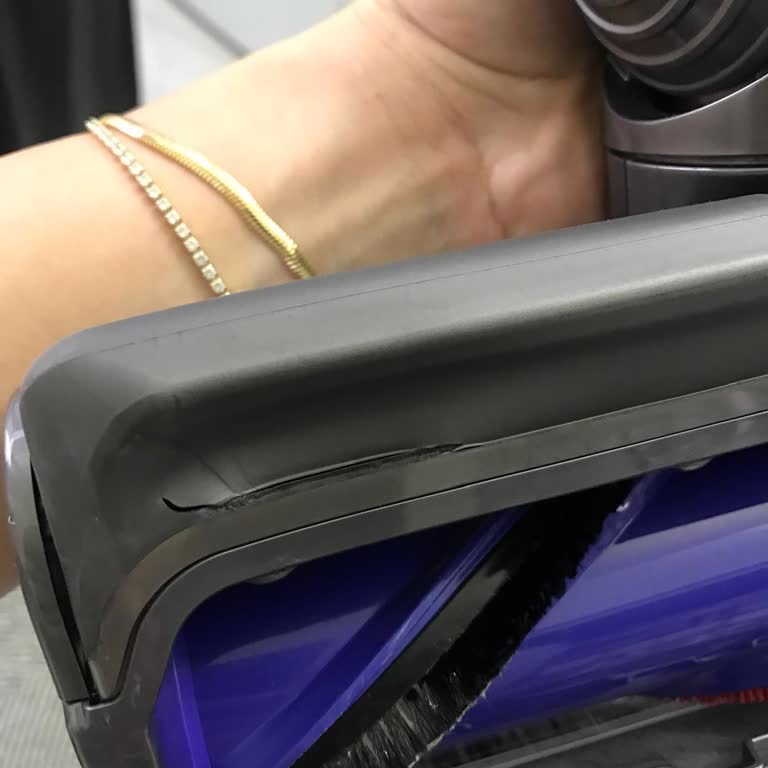 Satın Alınan Dyson V15S Cihazının Hızlı Arızalanması Ve Yedek Parça Gecikmesi