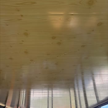 Kış Bahçesi İşçiliği Kötü Çatıdan Su Akıyor Cam Sürgüler Arızalı Onarım Yapılmadı