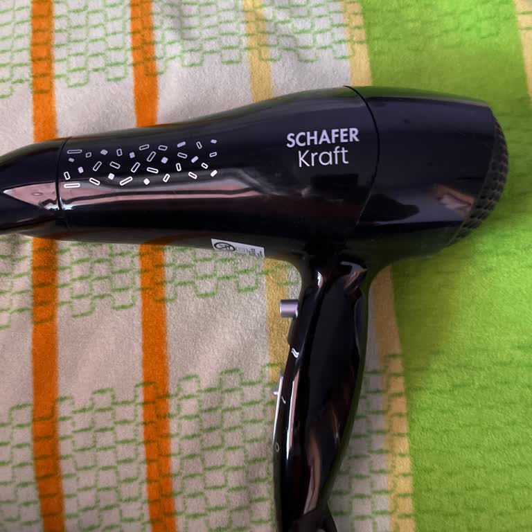 Saç Kurutma Makinesi Elde Patladı Güvenlik Riski Yaşadım