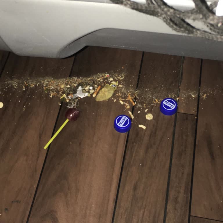 Kirli Koltuklar Ve Düzensiz Aktarma Yolculuğu Çileye Dönüştürdü