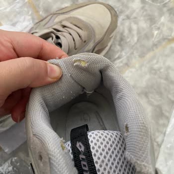 Kısa Sürede Deforme Olan Ayakkabı İçin Çözüm Talebi