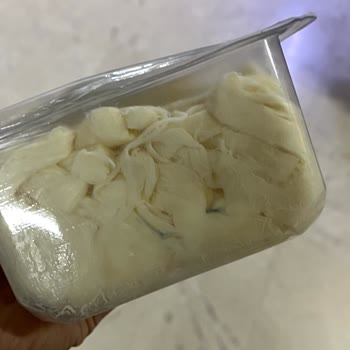 Son Kullanma Tarihi Geçmemiş Peynirde Küf Şoku: Sağlığım Tehlikeye Girdi