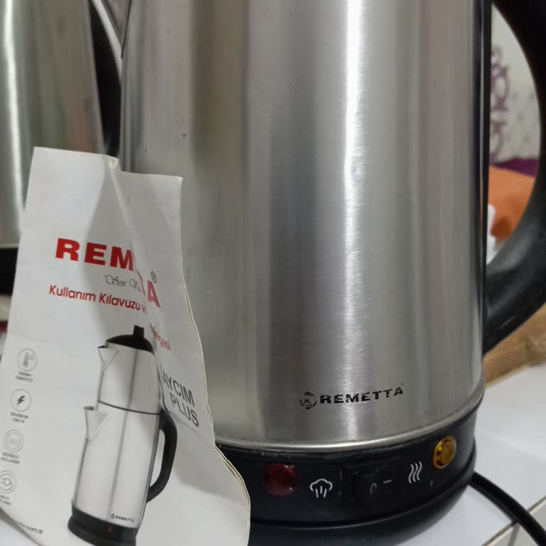 Remetta Çay Makinesi İlk Günden Beri Çalışmıyor, Servisten Dönüş Alamadım
