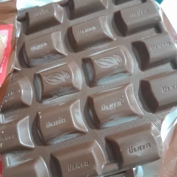 Aldığım Ülker Çikolatada Beyaz Lekeler Çıktı