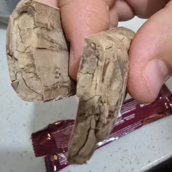 Son Kullanma Tarihi Geçmemiş Üründe Tekrarlayan Bozukluk Ve Yetersiz Karamel