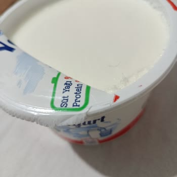 Dost Yoğurt Ambalajında Yabancı Madde Ve Eksik Bilgilendirme
