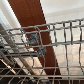 Teka Bulaşık Makinesi Sepetlerinde Paslanma Ve Yetersiz Destek