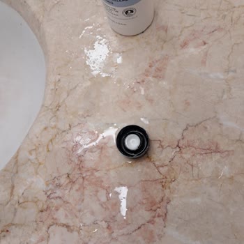 Yüz Kremi Kapağı Sürekli Bozuluyor Hijyen Ve Kullanım Sorunu Yaşıyorum