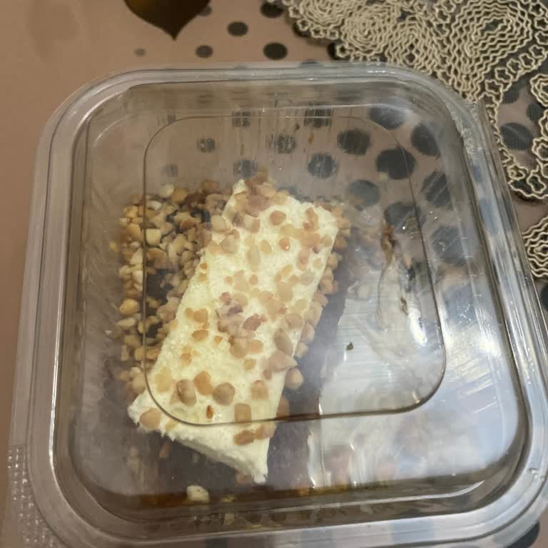 Köfteci Yusuf Eksik Ve Kalitesiz Tatlı Teslimatı, Yetersiz Müşteri Hizmeti!