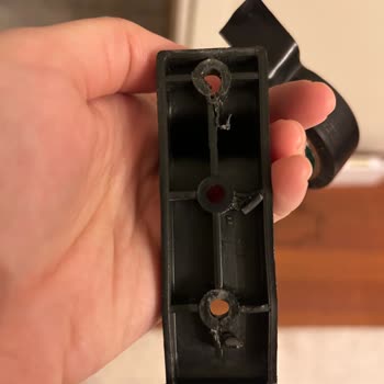 Doğtaş Milena Yatak Odası Takımında Garanti Kapsamındaki Bazada Plastik Destekler Kırıldı