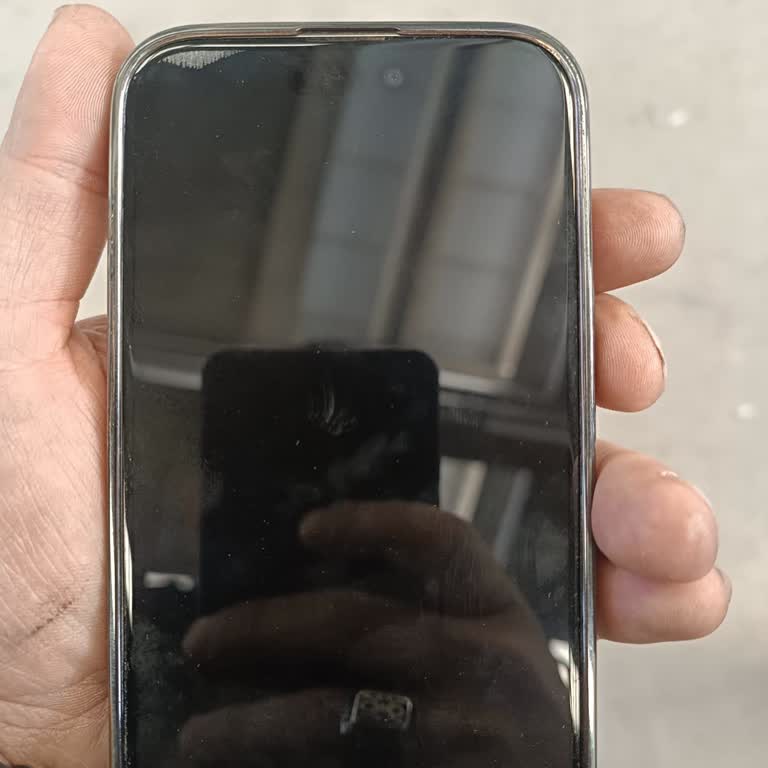 Aldığım İphone 15 Pro Max Hatalı Ve Outlet Ürün Çıktı, Değişim Talep Ediyorum