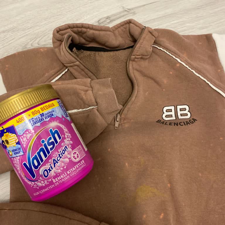 Vanish Kosla Oxi Action Renkli Çamaşırlarımı Beyaz Leke Yaptı, Mağdur Oldum
