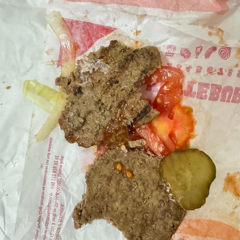Burger King'den Gelen Şok Edici Ürün: Hijyen Ve Kalite Sıfır!