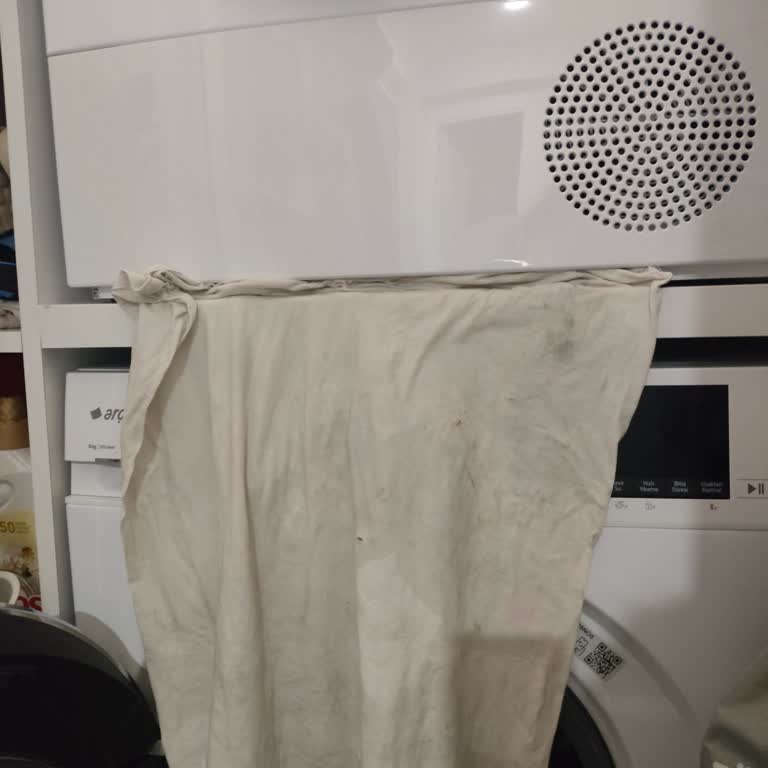 Vestel Kurutma Makinesi Sürekli Su Sızdırıyor Dolabım Şişti Tehlike Endişesi Yaşıyorum