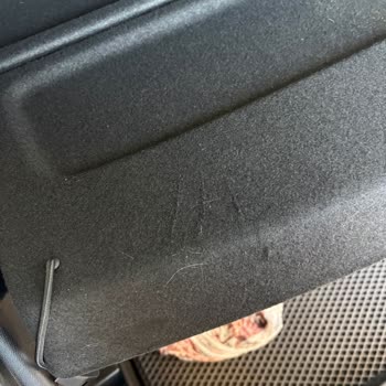 Çetaş Otomotiv Serviste Bekletilen Araç Kirli Ve Hasarlı Teslim Edildi, Mağduriyetim Giderilmiyor