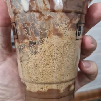 Yemeksepeti Siparişimdeki Tatlı Tamamen Bisküvi Tozuydu, Ücret İadesi Yapılmadı