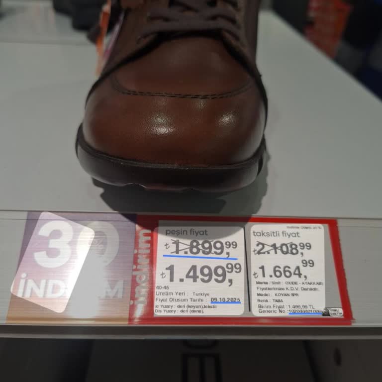 FLO Mağaza Ve İnternet Fiyat Farkı Müşteri Memnuniyetini Zedeliyor