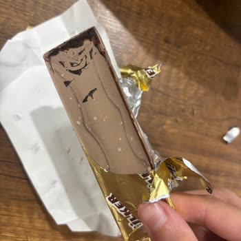 Aldığım Ülker Bitter Çikolata Bozuk Çıktı, Mağduriyetimin Giderilmesini İstiyorum