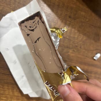 Aldığım Ülker Bitter Çikolata Bozuk Çıktı, Mağduriyetimin Giderilmesini İstiyorum