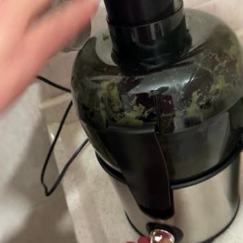 Katı Meyve Sıkacağı İlk Kullanımda Arızalı Çıktı İade Talebim Reddedildi