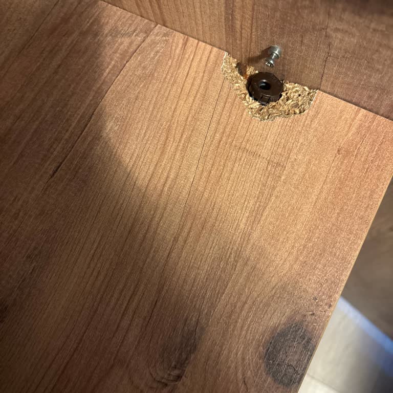 Aynı Raf İkinci Kez Patladı Ücretsiz Değişim Talebim Var