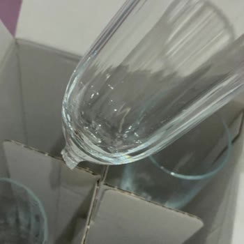 Kırık Gelen Cam Kadeh İçin Müşteri Hizmetlerinden Destek Alamıyorum