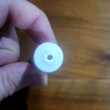 Göz Kremi Ambalajı Bozuldu Mağaza Çözüm Sunmadı