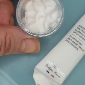 Göz Kremi Ambalajı Bozuldu Mağaza Çözüm Sunmadı