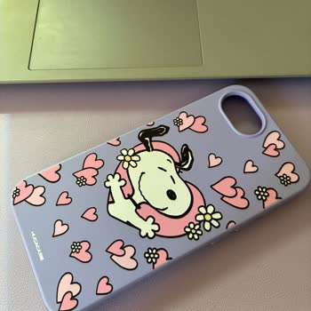 Keskin Silikon Kokusu Nedeniyle Kullanılamayan Kılıf Ve Yanıtsız Müşteri Desteği